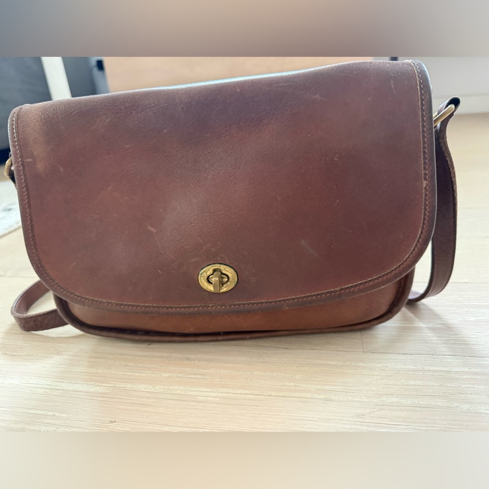 Vintage brown leather bag - purchased at Portobello Market in London.